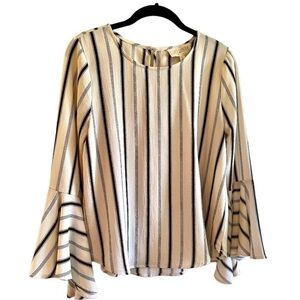 SWEET WANDERER, WOMENS TOP. OFF-WHITE WITH BLACK STRIPE. ROUND NECK. SIZE M